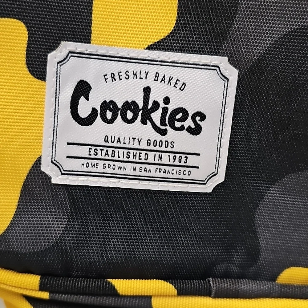 Cookies Heritage Smell Proof Camo Duffle Bag. NWT In Original Packaging.